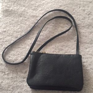 Black Crossbody Purse with Anti-theft Protection